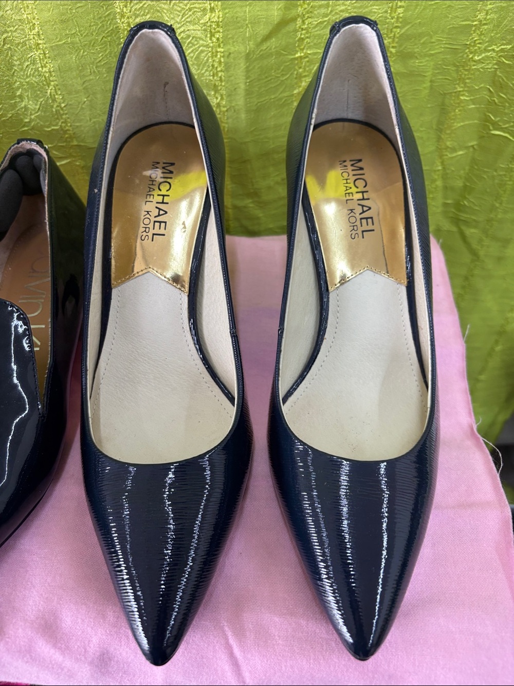 NOWT - Michael Kors Navy Patent Leather Pointed Toe Pumps